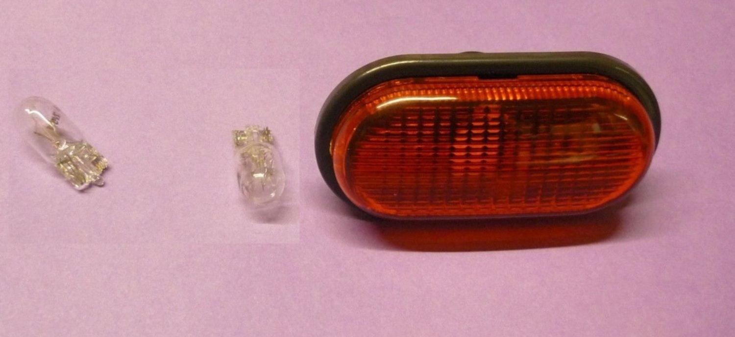 Side Indicator Repeater Lens Light With Bulbs Orange Colour Fits RENAULT Megane I Laguna Scenic Espace Kangoo Twingo Trafic Master Clio OPEL VAUXHALL Movano Vivaro NISSAN Primastar 7700822136
